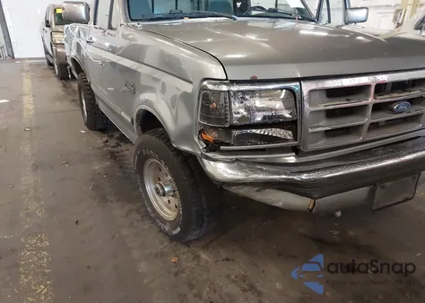 1995 Ford F150 z USA, uszkodzony, nr VIN 1FTEF14Y2SLC03452